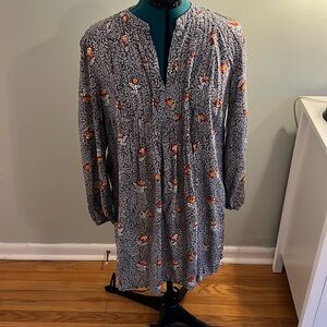 Old Navy patterned floral dress